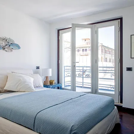 Mariella Luxury - Sea View Apartman